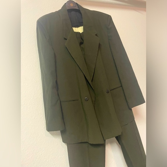 Free Fall Men’s Dark Green Tweed Suit Size Medium - Picture 1 of 10